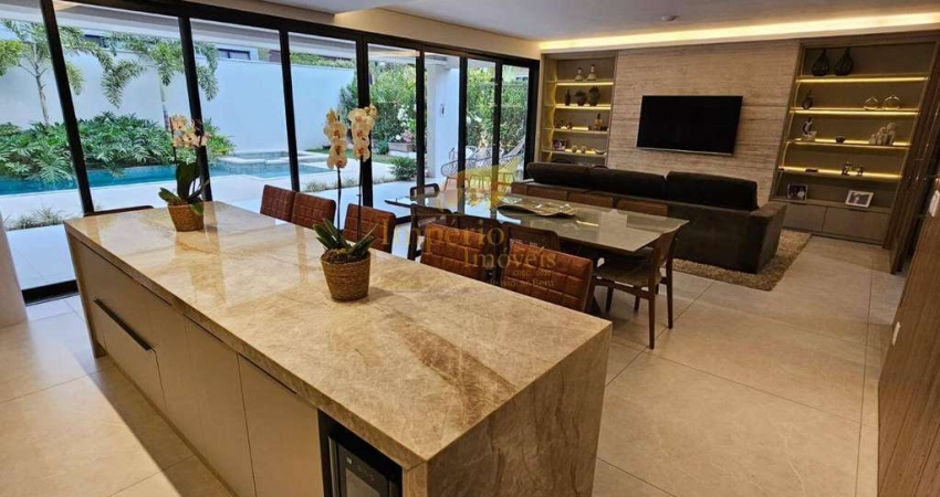 Casa com 4 quartos à venda na Avenida dos Florais, 421, Condomínio Residencial Florais dos Lagos, Cuiabá