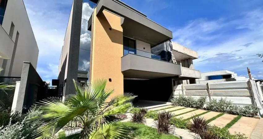 Casa com 5 quartos à venda na Avenida B, 75, Jardim Itália, Cuiabá