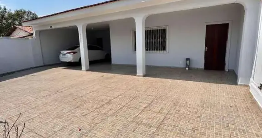 Casa com 3 quartos à venda na Rua Trinta e Seis, 260, Boa Esperança, Cuiabá