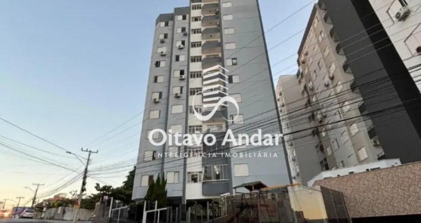 Apartamento 3 Dormitórios à Venda em Barreiros – São José