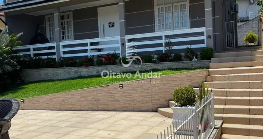 Casa com 3 quartos à venda na Rua Doutor Homero de Miranda Gomes, 10, Centro, São José