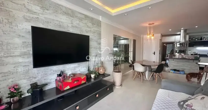 Apartamento de 3 dormitórios, sendo 1 suíte com sacada no kobrasol