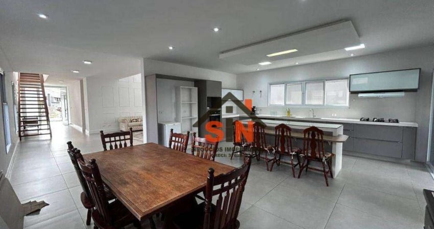 Sobrado com 4 dormitórios à venda, 320 m² por R$ 3.000.000,00 - Condomínio Arujazinho IV - Arujá/SP