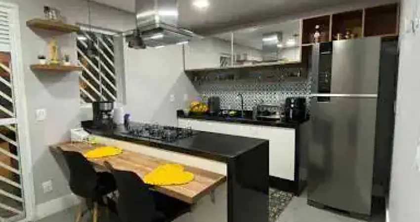 Sobrado com 2 dormitórios à venda, 117 m² por R$ 700.000,00 - Jardim Santa Mena - Guarulhos/SP