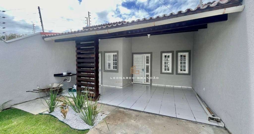 Casa plana com terreno de 6,5x40m, 3 vagas e 3 suítes na Sapiranga