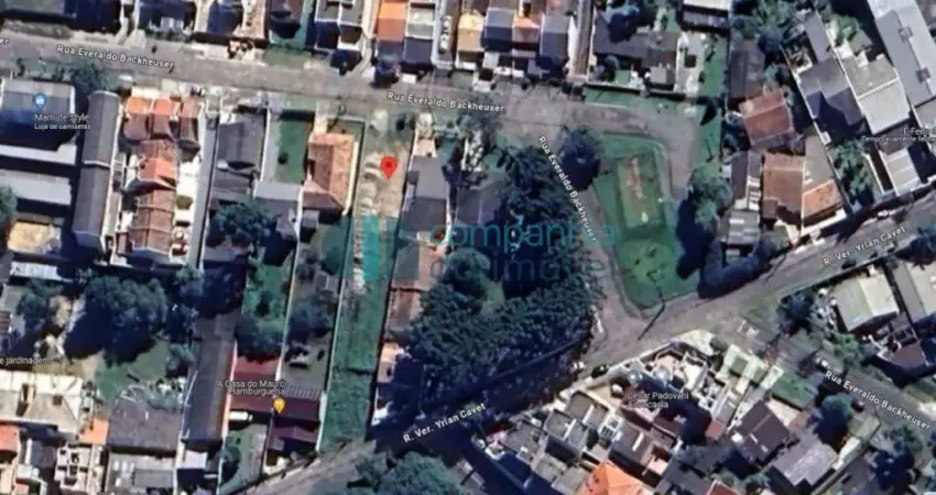 Terreno à venda na Rua Everaldo Backheuser, 252, Alto Boqueirão, Curitiba