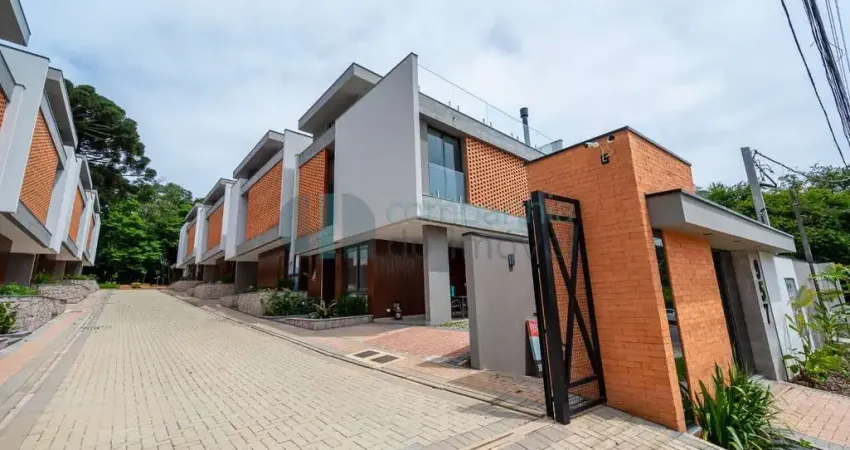 Casa em condomínio fechado com 4 quartos à venda na Rua Jorge Brey, 957, Xaxim, Curitiba