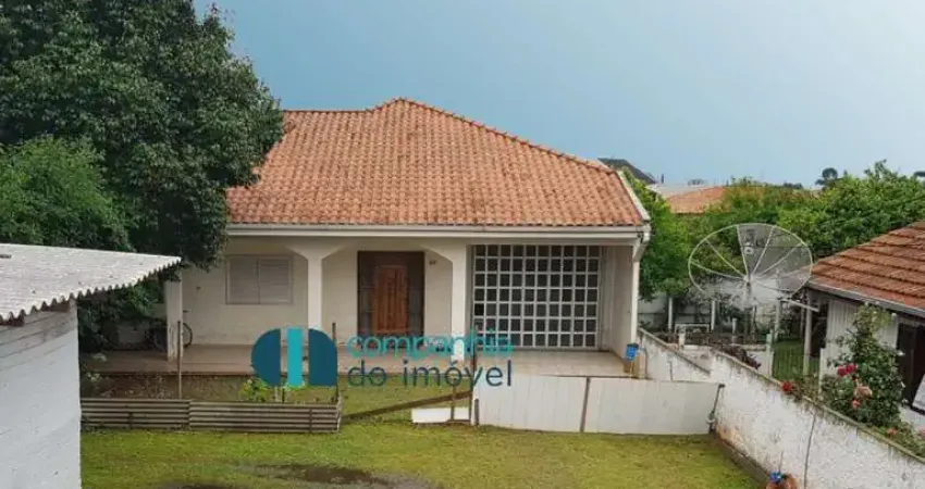 Casa com 3 quartos à venda na Rua Santa Anastasia, 80, Cajuru, Curitiba