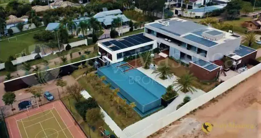Casa com 5 dormitórios à venda, 1800 m² por R$ 29.000.000 - Chácaras Residenciais Santa Maria - Votorantim/SP