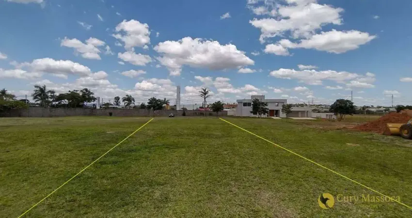 Terreno com excelente topografia no Xapada Parque Ytu