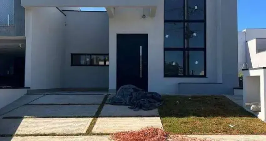 Casa com 3 dormitórios à venda, 105 m² por R$ 820.000,00 - Condomínio Village Moutonnée - Salto/SP