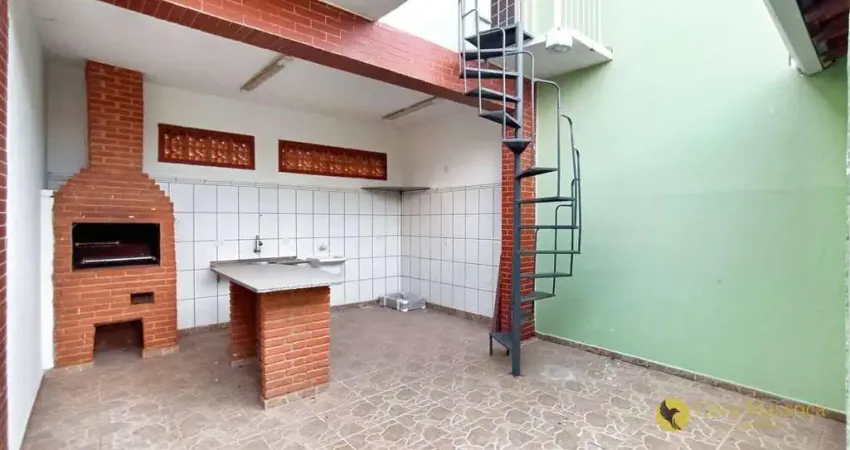 Toda Reformada! Belíssima casa C/ 3 dormitórios e área gourmet ampla, disponível para venda R$400.000 ou Locação R$2.900 - Cond. Dona Lilla - Itu/SP