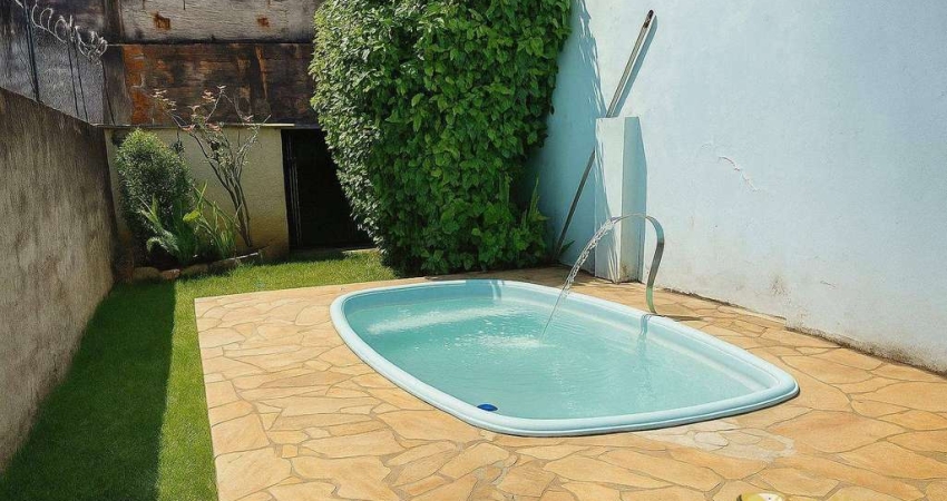 Localização Privilegiada! Espetacular sobrado com Piscina e 3 dormitórios,  à venda por R$599.000 - Centro - Salto/SP