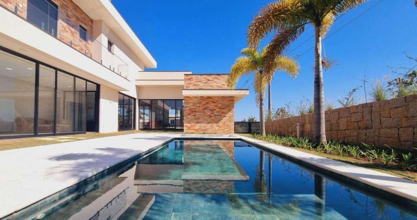 Casa mobiliada, prática, funcional, com muito lazer, piscina, fire lounge e uma vista exuberante do pôr do sol.