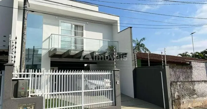 Casa com 3 quartos à venda na Rua Colon, 655, Glória, Joinville