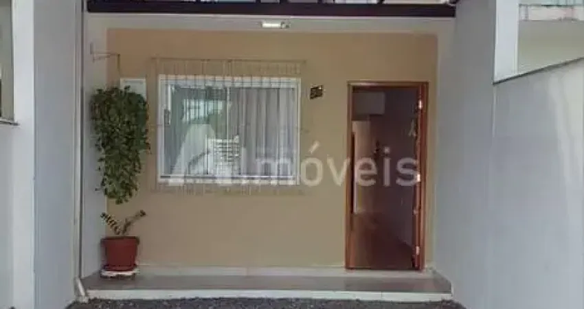 Casa com 2 quartos à venda na Rua Alfredo Ernesto Schneider, 66, Nova Brasília, Joinville