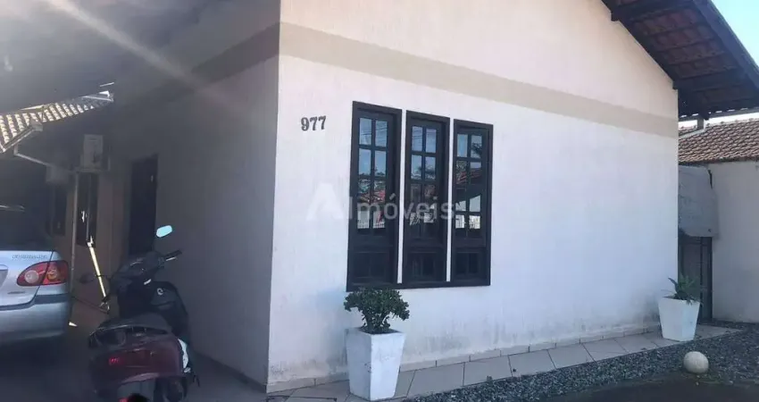 Casa com 3 quartos à venda na Rua Deputado Aderbal Tavares Lopes, 977, Adhemar Garcia, Joinville