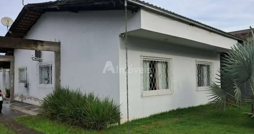 Casa com 3 quartos à venda no Petrópolis, Joinville 
