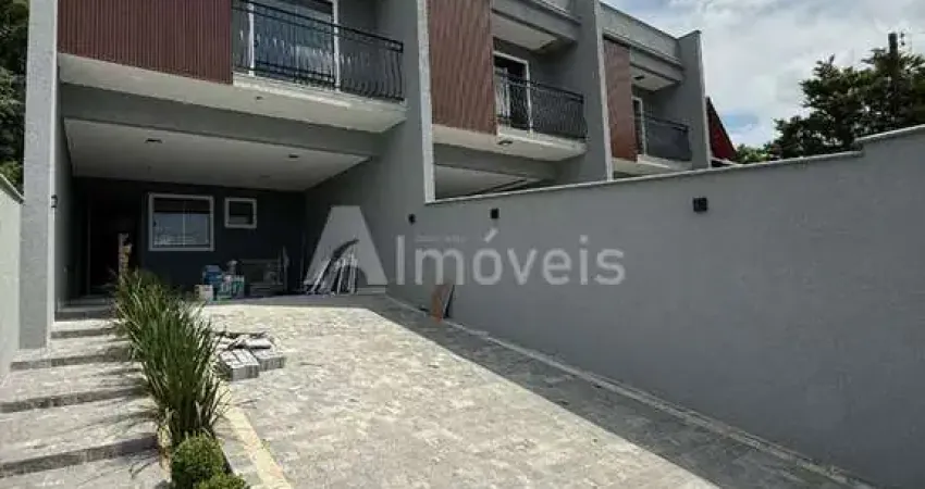 Casa com 3 quartos à venda na Rua das Hortências, 47, São Marcos, Joinville