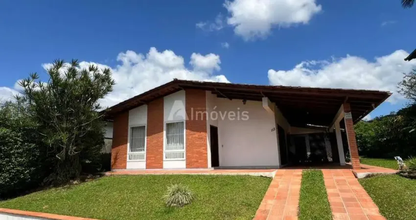 Casa com 3 quartos à venda na Rua Blumenau, 113, América, Joinville