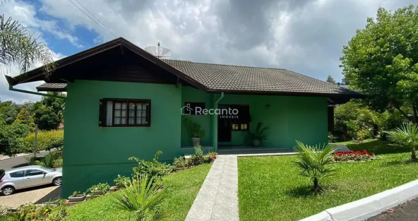 Casa com 5 quartos à venda na Travessa Rotary, Planalto, Gramado