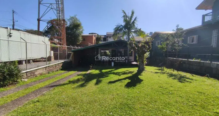 Casa com 3 quartos à venda na Rua Mestre, 91, Floresta, Gramado