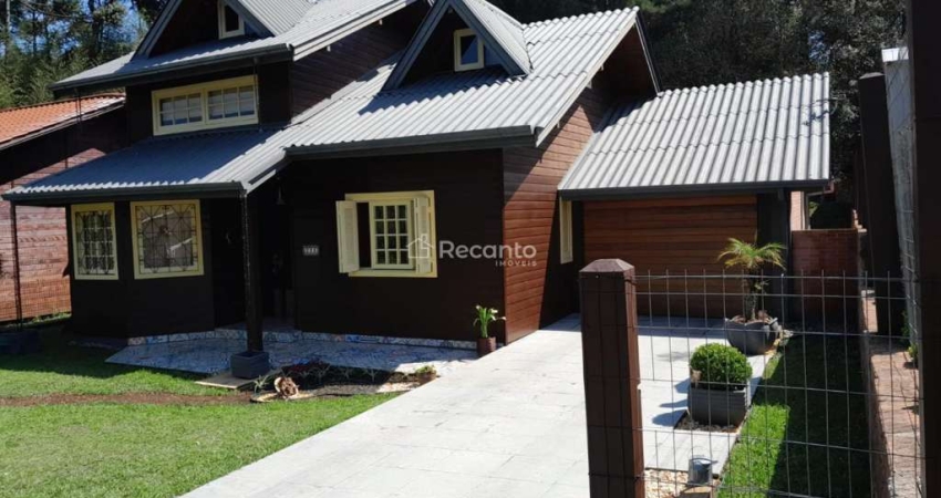 CASA 03 DORMITÓRIOS, 2 SUÍTES A VENDA EM GRAMADO, Giardini D Itália, Gramado - RS