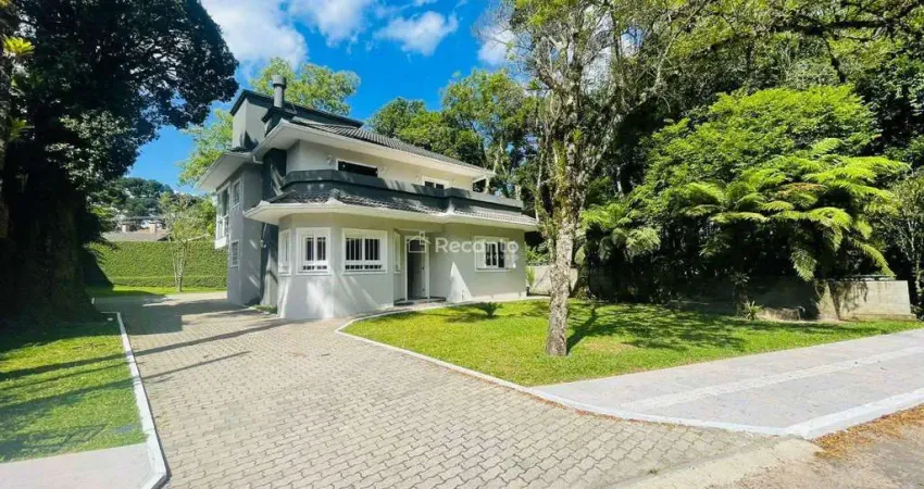 Casa com 5 quartos à venda na R. Ipê Amarelo, 205, Ipê Amarelo, Gramado