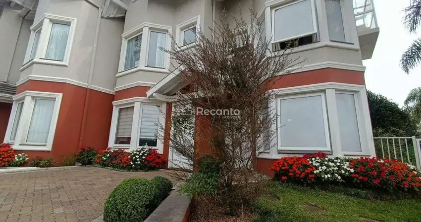 Casa à venda na Rua Vinte E Oito, 155, Parque Laje da Pedra, Canela