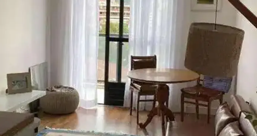Apartamento Mobiliado para alugar em Teresópolis, Alto, com 1 quarto, 42m&#178;