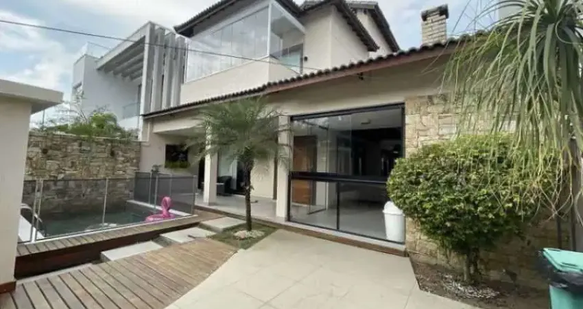 Casa em condomínio fechado com 4 quartos à venda na Estrada Vereador Alceu de Carvalho, Vargem Grande, Rio de Janeiro