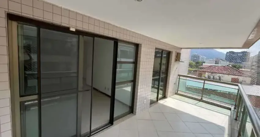 Apartamento com 3 quartos para alugar na Avenida Genaro de Carvalho, Recreio dos Bandeirantes, Rio de Janeiro