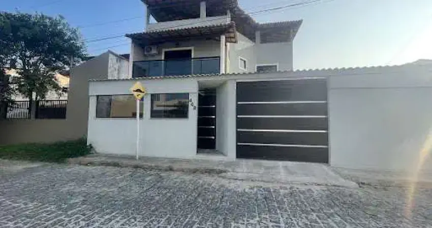 Casa com 5 dormitórios à venda, 118 m² por R$ 980.000,00 - Cond Passaros - Cabo Frio/RJ