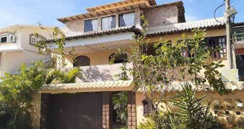 Casa com 8 dormitórios, 1200 m² - venda por R$ 2.050.000,00 ou aluguel por R$ 15.000,00 - Foguete - Cabo Frio/RJ