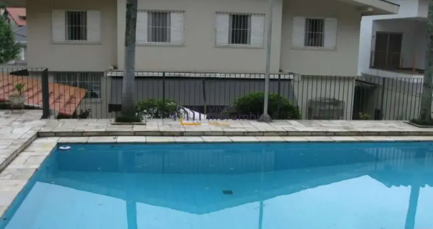 Casa com piscina jardim guedala ampla e segura 890 metros DE TERRENO.