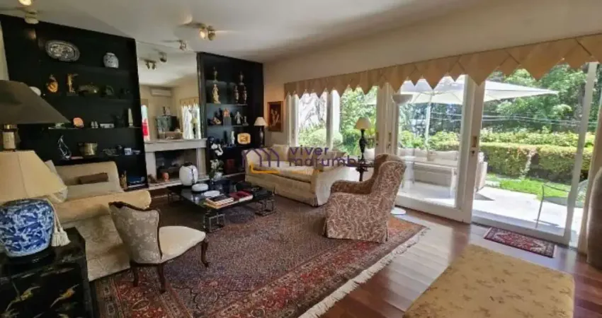 CASA EM EXCELENTE CONDOMÍNIO FECHADO/CIDADE JARDIM/4 QUARTOS/ELEVADOR PRIVATIVO/ JARDIM DE INVERNO./