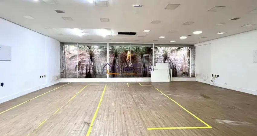 Casa comercial para alugar na Alameda dos Nhambiquaras, --, Moema, São Paulo