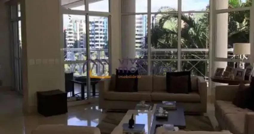 LUXUOSA CASA DE  ALTO PADRÃO EM CONDOMÍNIO CERCADA DE MUITO VERDE  DE FÁCIL ACESSO PELA MARGINAL