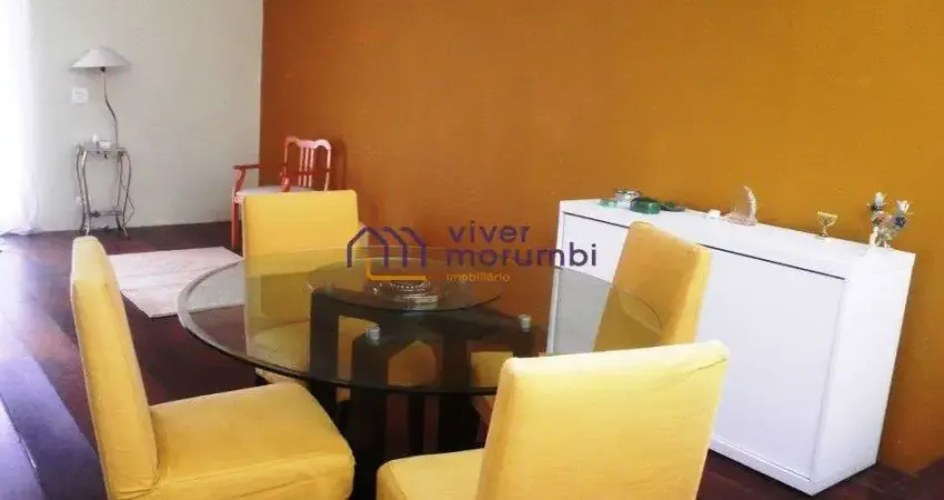 Excelente casa em rua tranquila no Panamby
