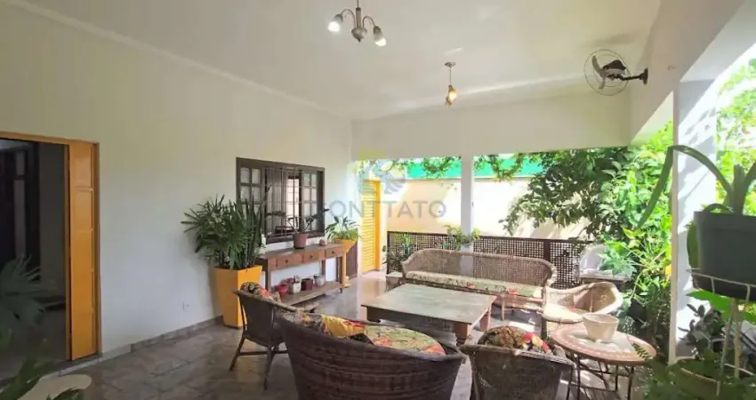 CASA NO BAIRRO BOA ESPERANÇA COM 03 QUATOS SENDO 01 SUITE COM PISCINA PRIVATIVA codigo: 269328