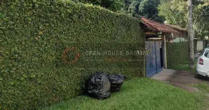 Open House Vende Galpão no Engenho do Mato com 2 lotes e uma casa
