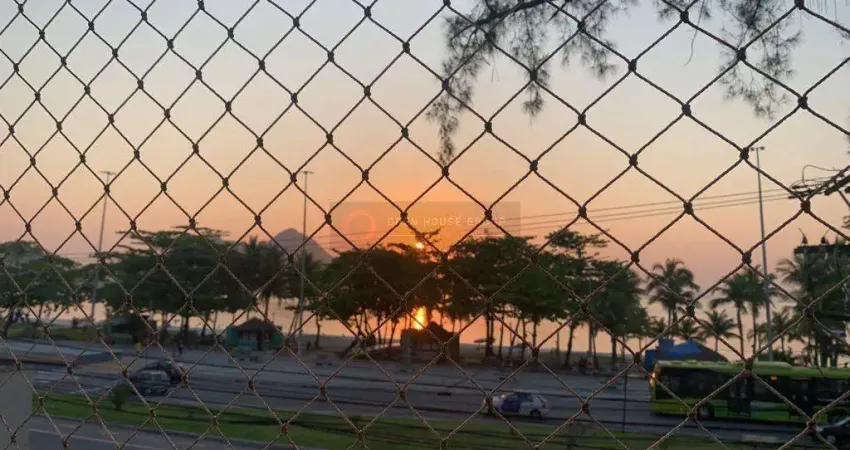 Apartamento com 2 quartos à venda na Avenida Sílvio Picanço, Charitas, Niterói