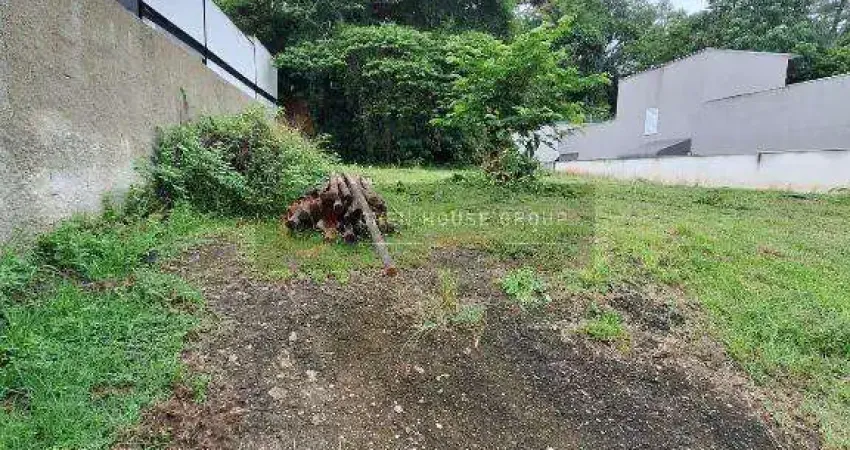 Terreno em condomínio fechado à venda na Avenida Central Ewerton Xavier, Várzea das Moças, Niterói