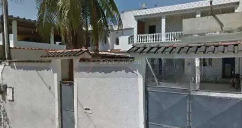 Baixou!!!OPENHOUSE VENDE CASA NA TRINDADE COM 3 QUARTOS