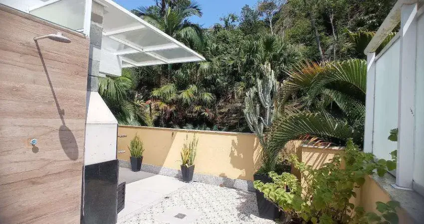 À venda cobertura duplex o condomínio Fiori di Itacoatiara!!!