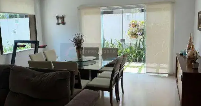 Casa com 05 suítes no condomínio Aruã em Charitas, 600m²