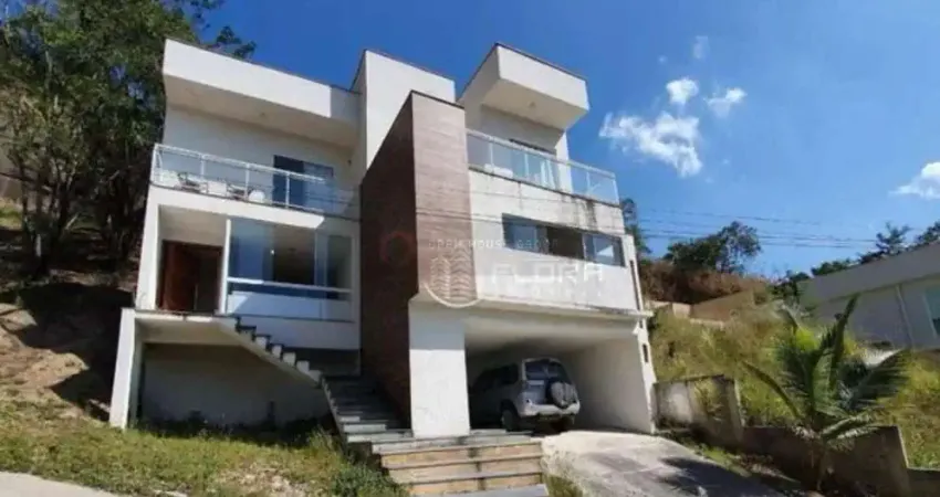 Casa com 2 quartos à venda na Avenida Da Abdias José Dos Santos, 2845, Rio do Ouro, São Gonçalo