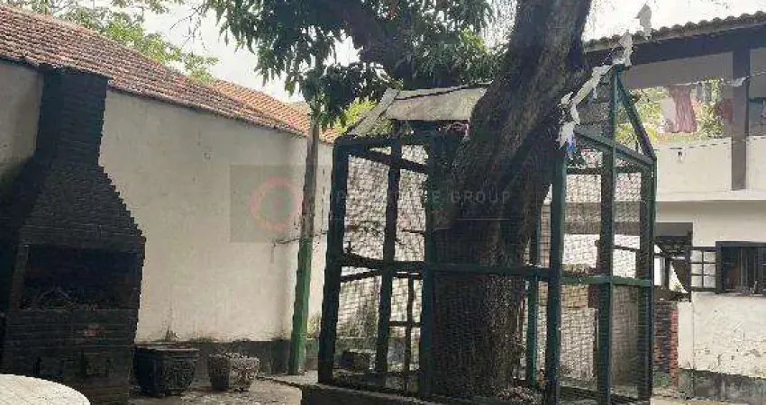 Casa comercial à venda na Rua Carlos Maximiano, 57, Fonseca, Niterói