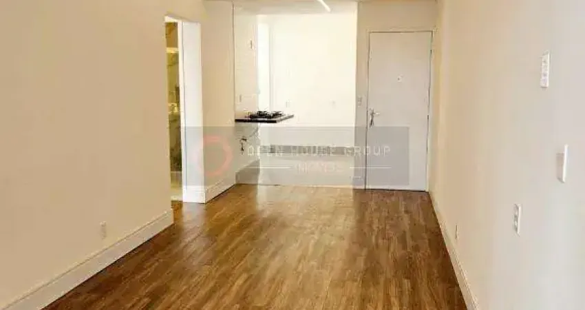Open House vende apartamento de 2 quartos, com suíte, todo reformado, condomínio Praia das Flechas!