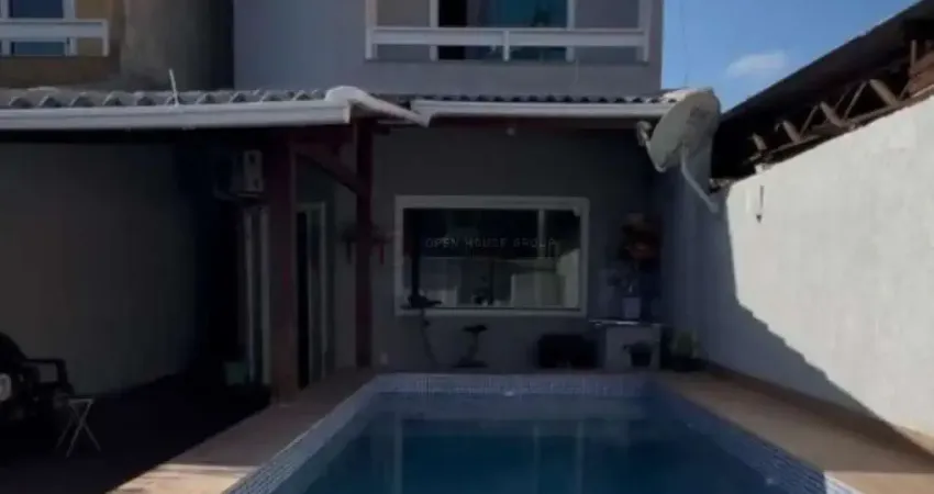 Open House Imóveis vende - Casa Duplex no Maravista - Itaipu!